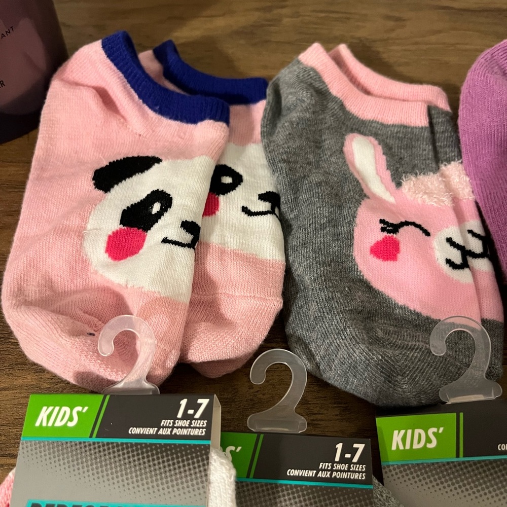 Girls Socks - Picture 2 of 5